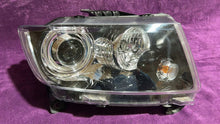 Laden Sie das Bild in den Galerie-Viewer, Frontscheinwerfer Jeep Grand Cherokee Wk2 JEEP674321-1325132-54 Rechts Headlight SCH6224079510zm