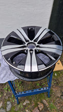 Load image into Gallery viewer, 1x Alufelge 17 Zoll 7.0" 5x112 4017100 Mercedes-Benz W206 Rim Wheel FEL7216496567ys