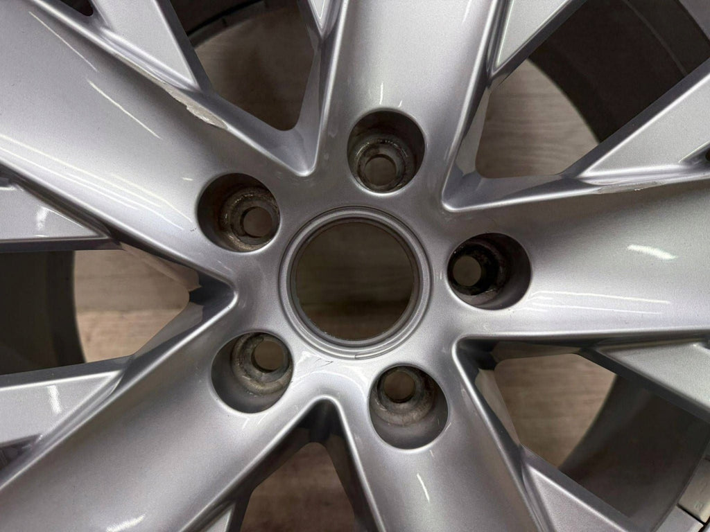 1x Alufelge 17 Zoll 7.0" 5x112 39ET Matt Silber 7N0601025L VW Sharan Rim Wheel FEL5648087383jm