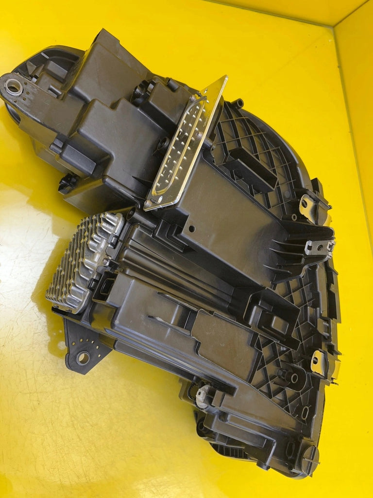 Frontscheinwerfer BMW X1 5A9A228-01 LED Rechts Scheinwerfer Headlight SCH8649129692gd