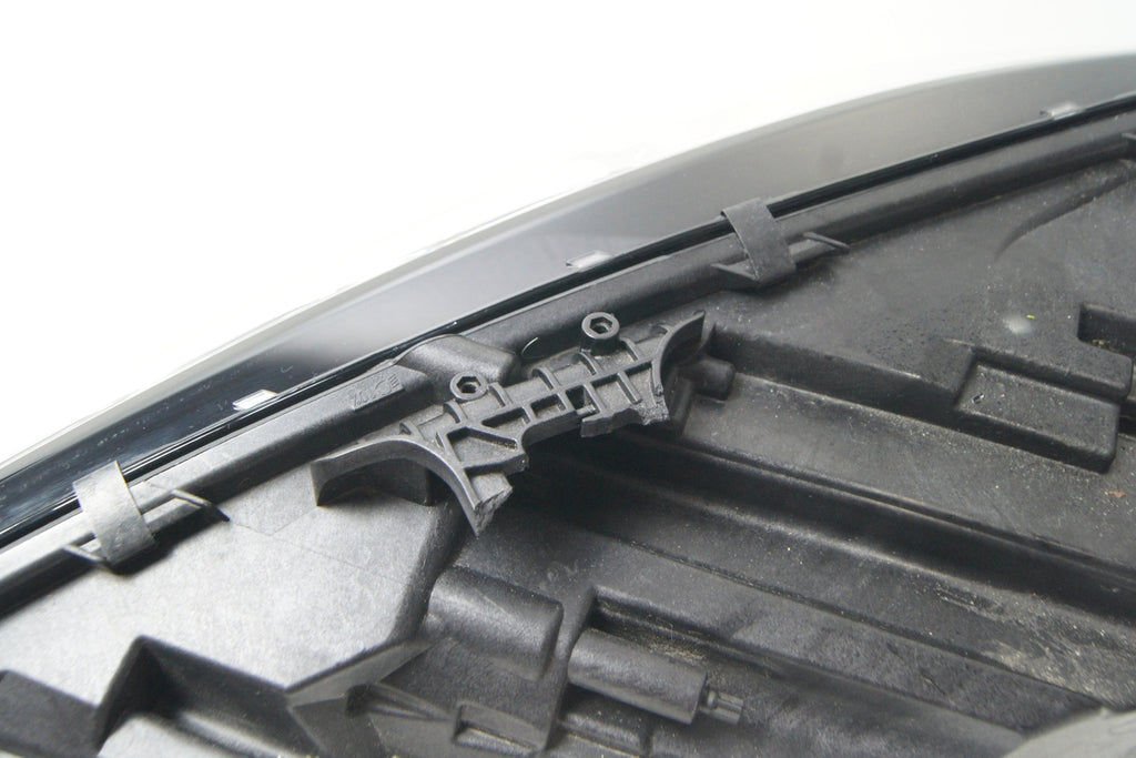 Frontscheinwerfer Audi A4 8W0941033D 8W0941034D LED Rechts oder Links