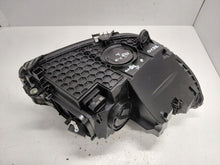 Laden Sie das Bild in den Galerie-Viewer, Frontscheinwerfer Mercedes-Benz W206 A2069060703 Links Scheinwerfer Headlight SCH4042913091vg