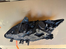 Load image into Gallery viewer, Frontscheinwerfer Renault Laguna III 89902275 Rechts Scheinwerfer Headlight SCH3535980439iy