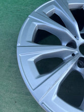 Laden Sie das Bild in den Galerie-Viewer, 1x Alufelge 17 Zoll 7.5" 5x112 30ET 6883517 BMW G30 G20 Rim Wheel FEL9896177829rh