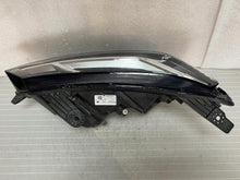 Laden Sie das Bild in den Galerie-Viewer, Frontscheinwerfer Dacia Sandero III Jogger 260102586R LED Rechts Headlight