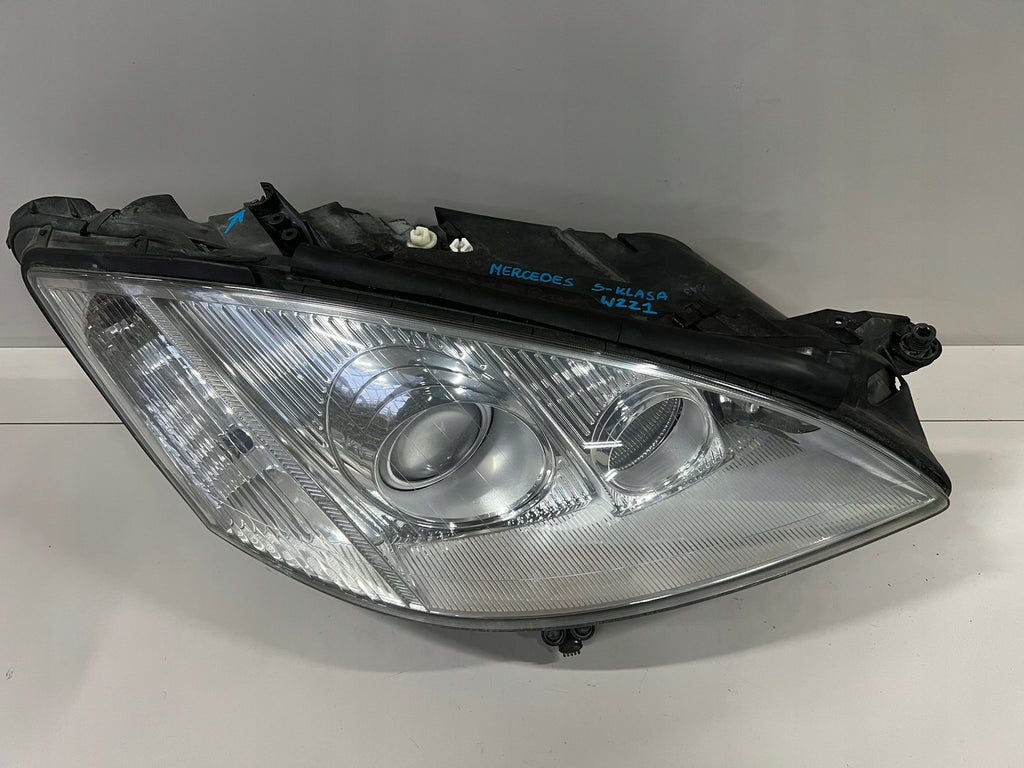 Frontscheinwerfer Mercedes-Benz W221 Xenon Rechts Scheinwerfer Headlight