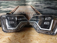 Laden Sie das Bild in den Galerie-Viewer, Frontscheinwerfer Kia Niro 92101-AT LED Ein Satz Scheinwerfer Headlight