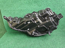 Load image into Gallery viewer, Frontscheinwerfer Audi A3 8Y09411012 Rechts Scheinwerfer Headlight SCH2504827031rb