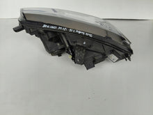 Load image into Gallery viewer, Frontscheinwerfer Dacia Logan Sandero II 260105925R LED Rechts Headlight