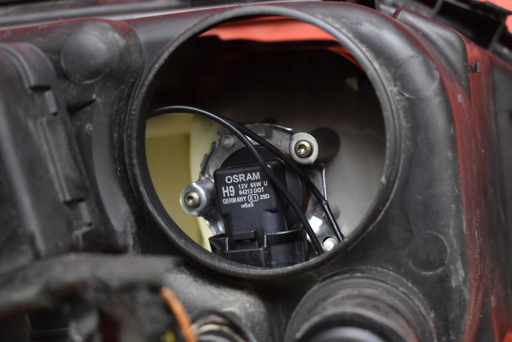 Frontscheinwerfer Volvo V70 30698835 Links Scheinwerfer Headlight SCH5817582998ve