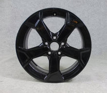 Load image into Gallery viewer, 1x Alufelge 17 Zoll 6.5&quot; 5x112 38ET Glanz Schwarz 83A601025AM Audi Q3 Rim Wheel