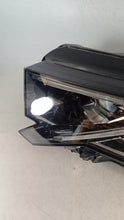 Laden Sie das Bild in den Galerie-Viewer, Frontscheinwerfer Skoda Octavia IV 5E4941035 LED Links Scheinwerfer Headlight SCH4037143950na
