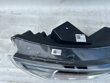 Laden Sie das Bild in den Galerie-Viewer, Frontscheinwerfer Hyundai I20 III 92101-Q0100 LED Links Scheinwerfer Headlight SCH6728825720nf