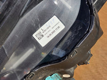 Laden Sie das Bild in den Galerie-Viewer, Frontscheinwerfer Hyundai Tucson 92101-N7100 Links Scheinwerfer Headlight SCH9555782326fs