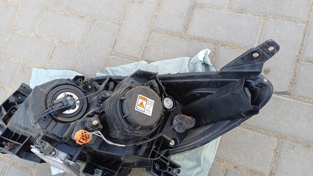 Frontscheinwerfer Mazda 5 Cw Rechts Scheinwerfer Headlight SCH7781384561gy