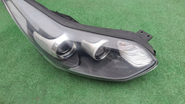 Frontscheinwerfer Kia Sportage 92102F1010 Rechts Scheinwerfer Headlight