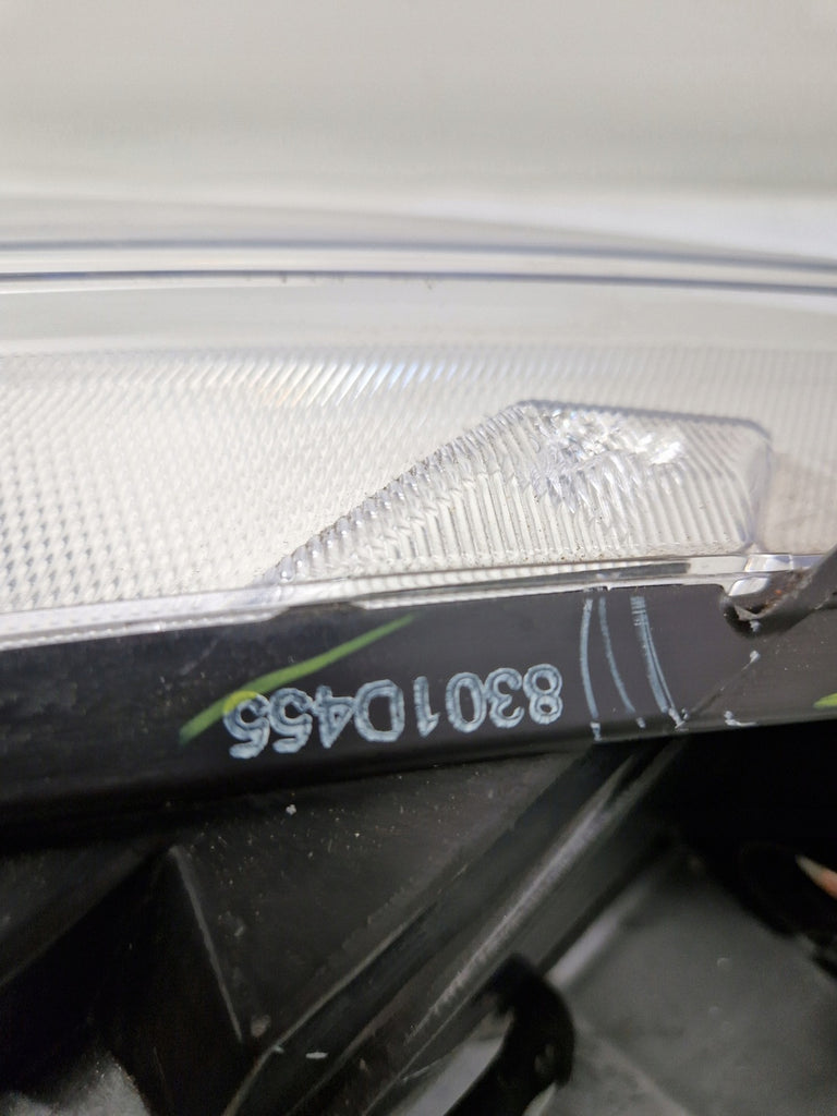 Frontscheinwerfer Mitsubishi Space Star 8301D455 Full LED Links Headlight