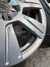 Load image into Gallery viewer, 4x Alufelge 17 Zoll 7.5" 5x112 45ET Glanz Silber 4F0601025CB Audi A6 C6 FEL5827838640nu