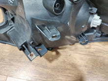 Laden Sie das Bild in den Galerie-Viewer, Frontscheinwerfer Honda Cr-V W0780 Links Scheinwerfer Headlight SCH1048961716aq