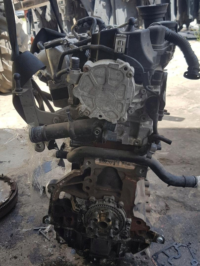 Motor VW Tiguan CBA 2.0 TDI Diesel Engine Komplett