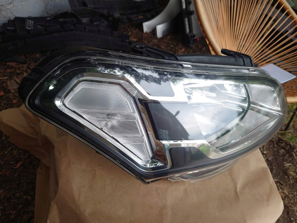 Frontscheinwerfer Kia Soul 921022010K Rechts Scheinwerfer Headlight