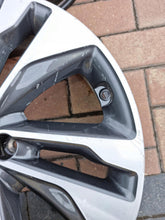 Load image into Gallery viewer, 1x Alufelge 18 Zoll 7.5&quot; 5x114.3 52910-A4850 Kia Optima Rim Wheel