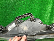 Laden Sie das Bild in den Galerie-Viewer, Frontscheinwerfer Citroën Berlingo 89318031 Links Scheinwerfer Headlight