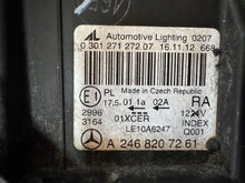 Laden Sie das Bild in den Galerie-Viewer, Frontscheinwerfer Mercedes-Benz A2468207161 Xenon Ein Stück (Rechts oder Links) SCH4178183441an
