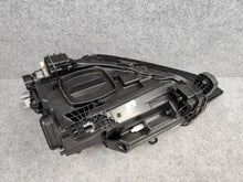 Laden Sie das Bild in den Galerie-Viewer, Frontscheinwerfer Audi Q2 81A941012 LED Rechts Scheinwerfer Headlight SCH5751787263qe
