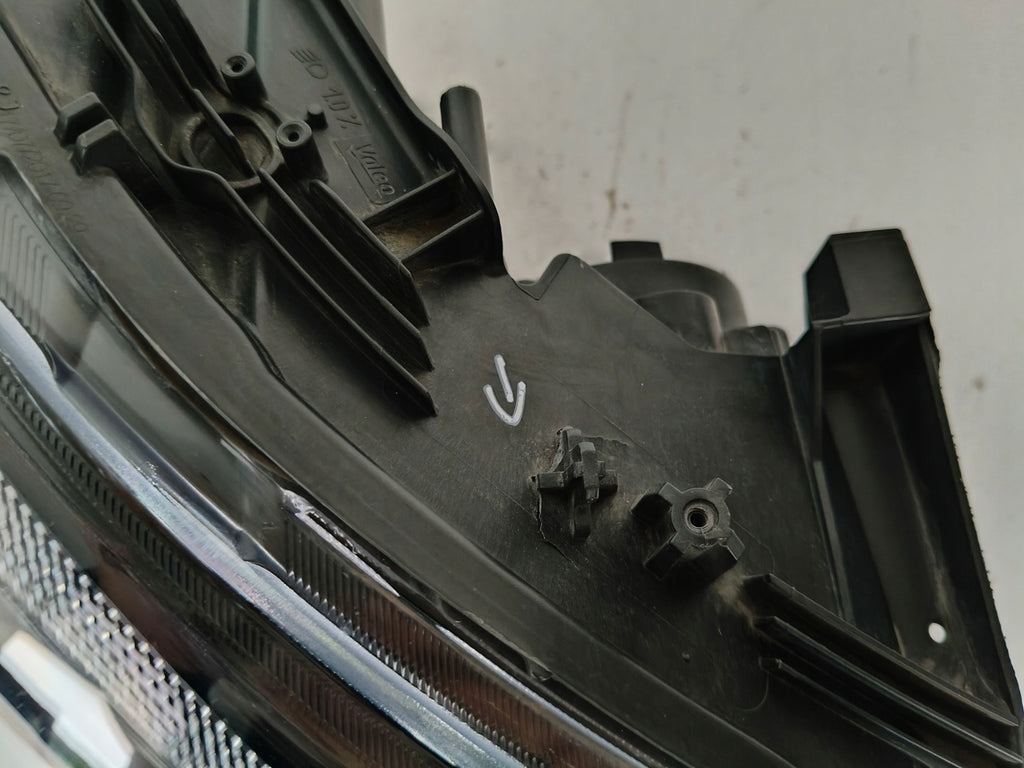 Frontscheinwerfer Peugeot 2008 9814739580 LED Rechts Scheinwerfer Headlight