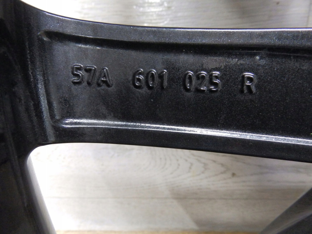 1x Alufelge 19 Zoll 8.0" 5x112 45ET Glanz Schwarz 57A601025R Skoda Karoq