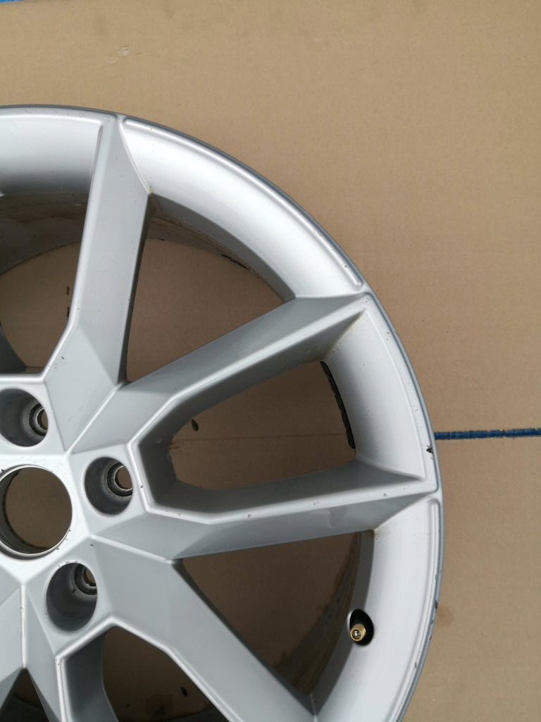 1x Alufelge 18 Zoll 7.5" 5x112 51ET Glanz Silber 5E0601025 Skoda Octavia Iii