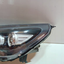 Laden Sie das Bild in den Galerie-Viewer, Frontscheinwerfer Hyundai I30 III G4921-21050 LED Links Scheinwerfer Headlight