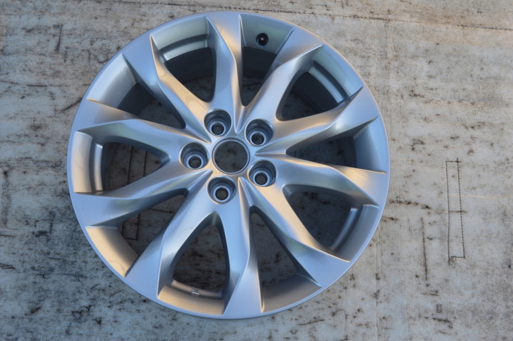 1x Alufelge 18 Zoll 7.0" 5x114.3 50ET Silber 9965227080A Mazda Cx-3 Cx3 FEL2549562050qf