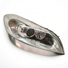 Laden Sie das Bild in den Galerie-Viewer, Frontscheinwerfer Volvo C70 II 31214784 0301256282 Xenon Rechts Headlight