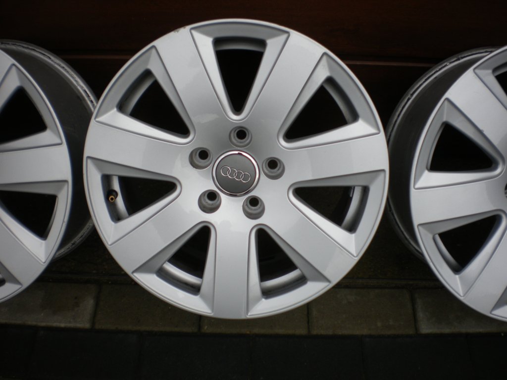 1x Alufelge 16 Zoll 7.5" 5x112 45ET Audi A6 Rim Wheel