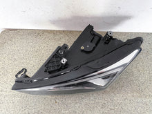 Laden Sie das Bild in den Galerie-Viewer, Frontscheinwerfer Seat Leon 5FB941007F Full LED Ein Stück (Rechts oder Links)