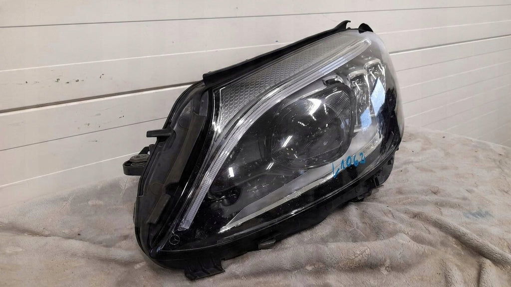 Frontscheinwerfer Mercedes-Benz W205 A2059061506 Vorderseite Headlight SCH9987770254bz