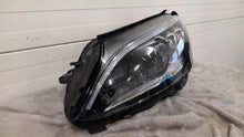 Laden Sie das Bild in den Galerie-Viewer, Frontscheinwerfer Mercedes-Benz W205 A2059061506 Vorderseite Headlight SCH9987770254bz