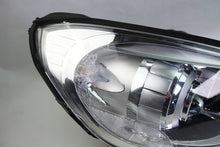 Load image into Gallery viewer, Frontscheinwerfer Volvo S60 V60 31299991 89905476 Xenon Rechts Headlight SCH8393389551ic