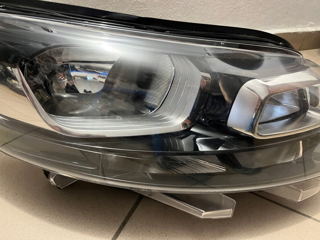 Frontscheinwerfer Citroën Jumpy Vivaro C 9808567680 Rechts Headlight SCH9568121426lf
