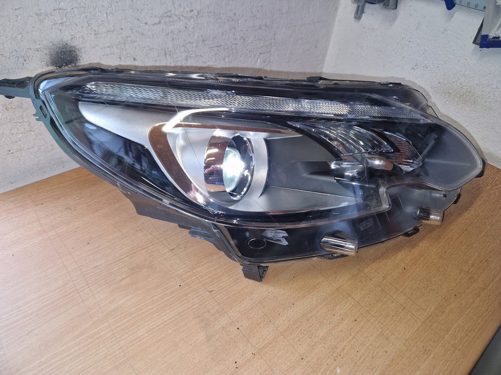 Frontscheinwerfer Peugeot 2008 I 9825313680 Rechts Scheinwerfer Headlight