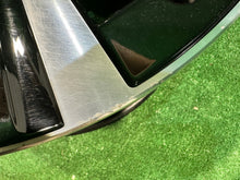 Load image into Gallery viewer, 1x Alufelge 17 Zoll 7.5&quot; 5x112 40ET A2134013600 Mercedes-Benz W213 Rim Wheel