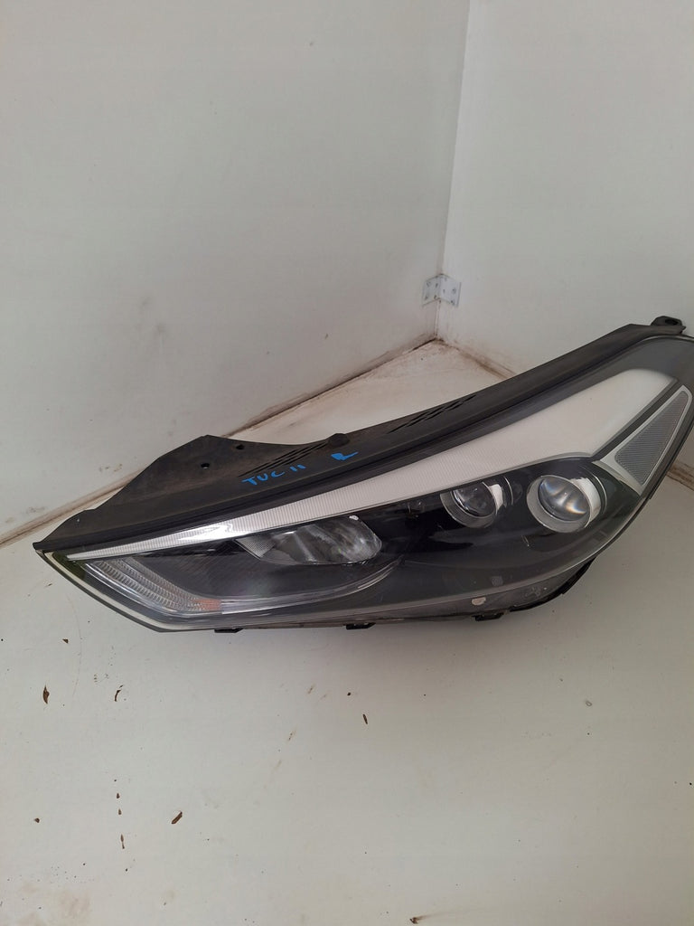 Frontscheinwerfer Hyundai Tucson 92101-D7110- PAW1625 Links Headlight SCH6241010368dt