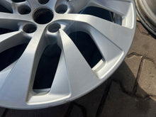Laden Sie das Bild in den Galerie-Viewer, 1x Alufelge 18 Zoll 8.0" 5x112 4K8601025A Audi Rim Wheel FEL7831654152wr