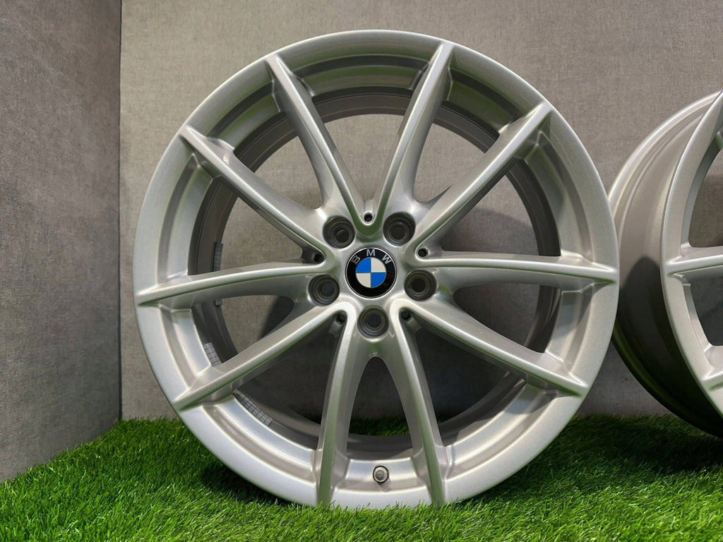 4x Alufelge 18 Zoll 7.0" 5x112 32ET Glanz Silber 6880047 BMW X3 G01 G02 FEL9713937783qh