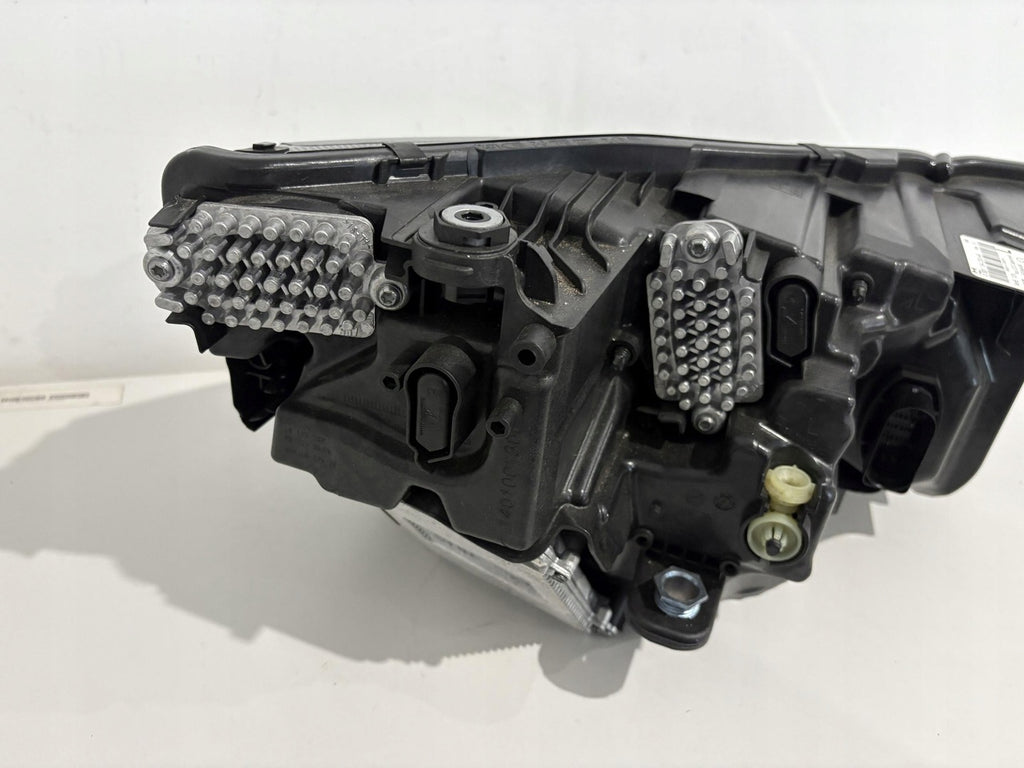 Frontscheinwerfer Skoda Octavia IV 5E4941035 LED Ein Stück (Rechts oder Links) SCH1456764375vv