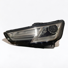 Load image into Gallery viewer, Frontscheinwerfer Audi A4 8W0941043 8W0941005 Xenon Links Scheinwerfer Headlight