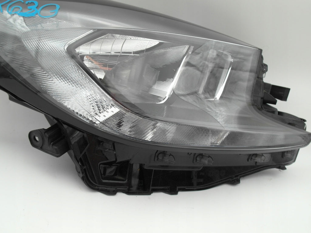 Frontscheinwerfer Toyota Aygo X Rechts Scheinwerfer Headlight
