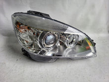 Laden Sie das Bild in den Galerie-Viewer, Frontscheinwerfer Mercedes-Benz W204 A2048203059 Xenon Rechts Headlight SCH1349853409bb